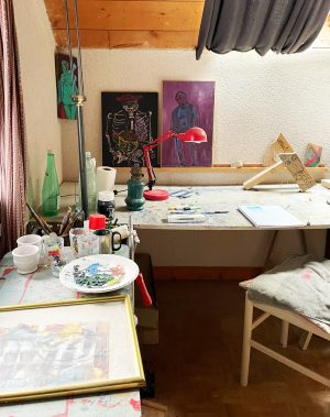 atelier de sculptures et peinture de l'artiste Genevieve Roubaud